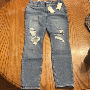 Good American Jeans - Good Legs Crop